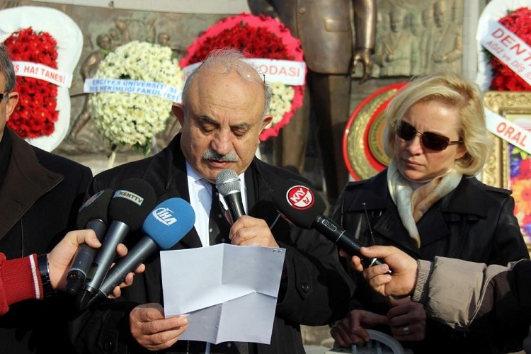 Emrullah Maraş korona virüse yenik düştü