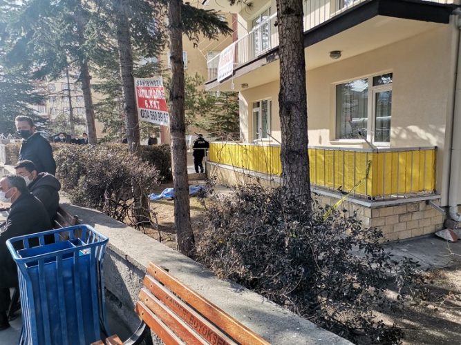 5. kattan düşen şahıs hayatını kaybetti