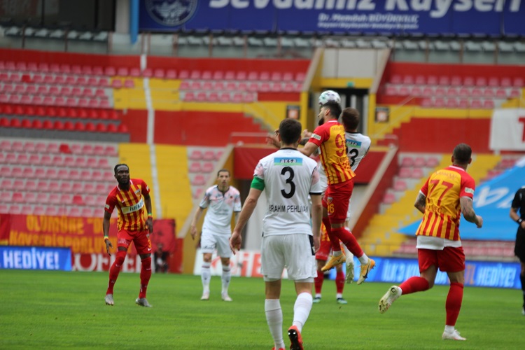 KAYSERİSPOR FIRSAT TEPİYOR :2-2