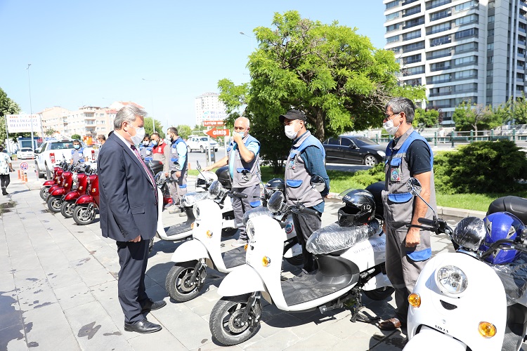 PARKLAR İÇİN MOTORLU EKİP