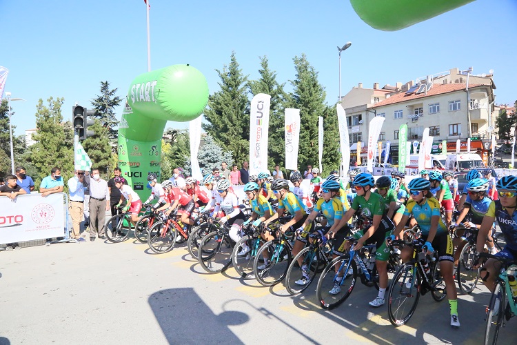 VELO ERCİYES BİSİKLET YARIŞLARI GP VELO ERCİYES KADINLAR KATEGORİSİYLE BAŞLADI