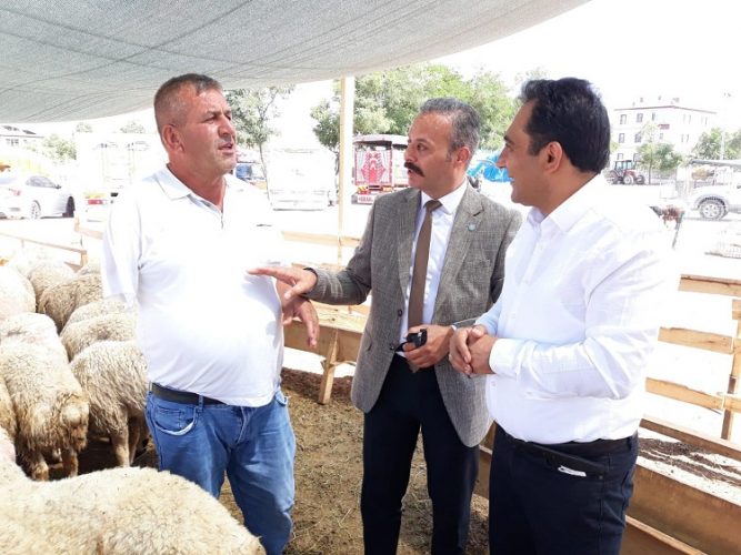 İYİ PARTİ, ANIT YERİNE PAZAR YERİ ÖNERDİ