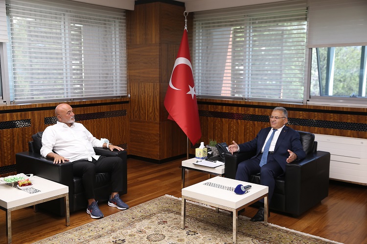KARAMAN’DAN ERCİYES YÜKSEK İRTİFA KAMP MERKEZİ’NE ÖVGÜ DOLU SÖZLER