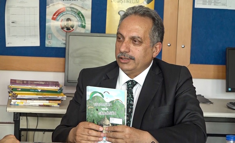 BAŞKAN YALÇIN’DAN ÖĞRENCİLERE ‘GÜNLÜK’ SÜRPRİZİ