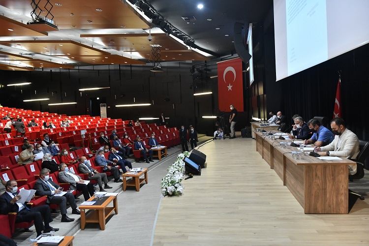 Büyükşehir Belediyesi’nde Kürsü Krizi