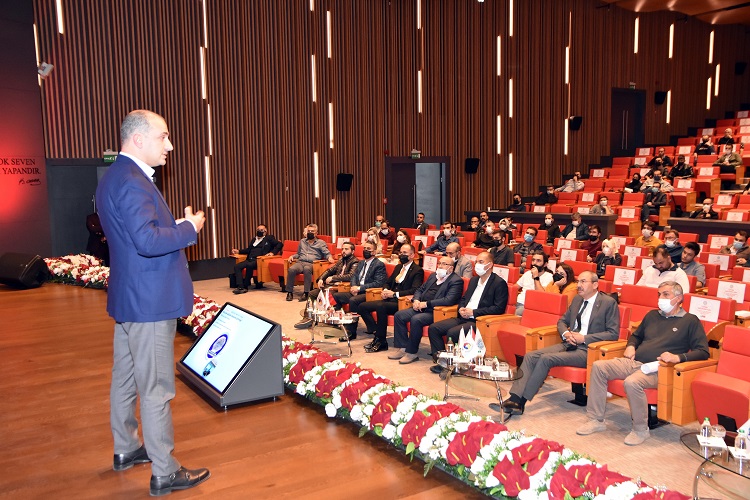 BAŞKAN GÜLSOY : DİJİTALLEŞME GELECEK İÇİN BÜYÜK ÖNEM TAŞIYOR