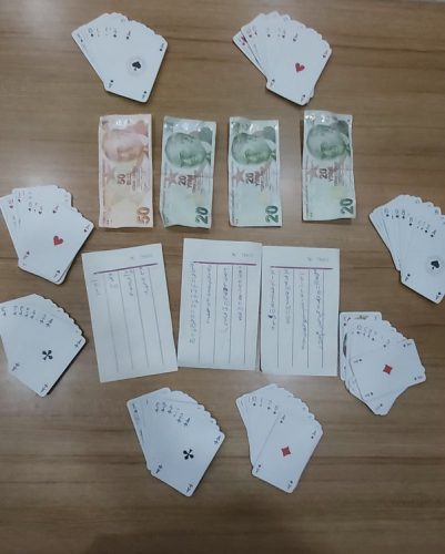 Kumar Oynanan İş Yerine Baskın