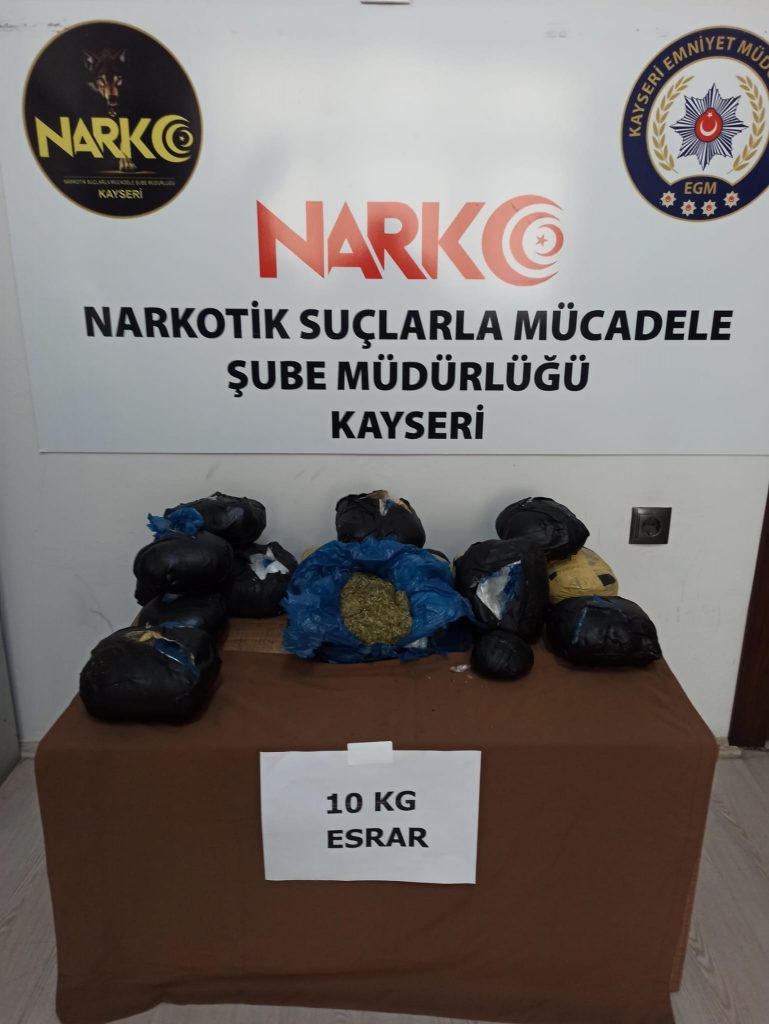 Kayseri’de 10 Kilo Esrar Ele Geçirildi