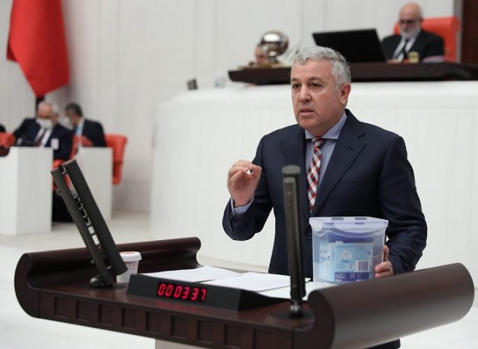 CHP’li Arık: “Hangi vakıflara kaç lira para aktarıldı”