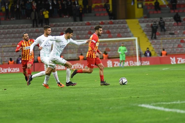 KAYSERİSPOR TURLADI : 4-0