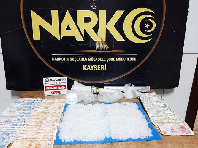 Uyuşturucu operasyonunda 4 kişi gözaltına alındı