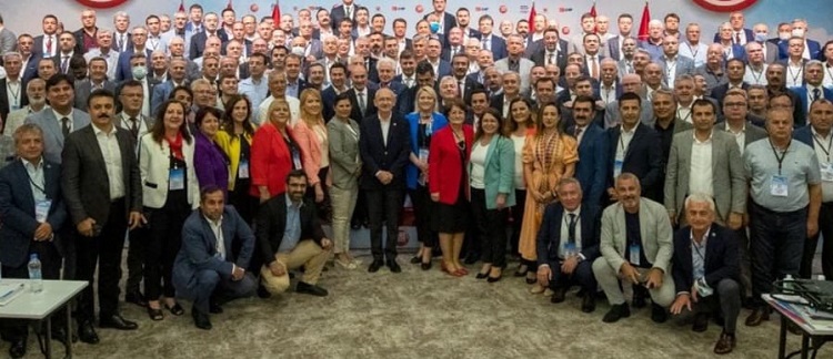 CHP’li 215 Belediye Başkanının Kayseri Çıkarması