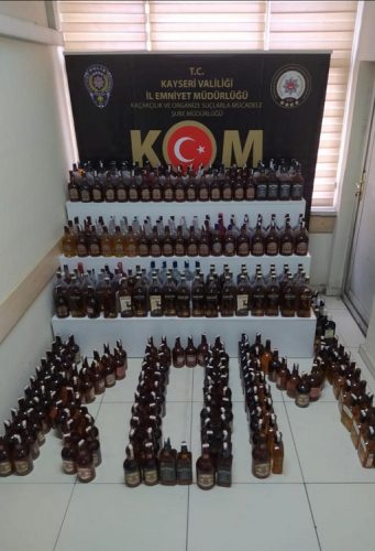 400 Şişe Sahte Viski Ele Geçirildi