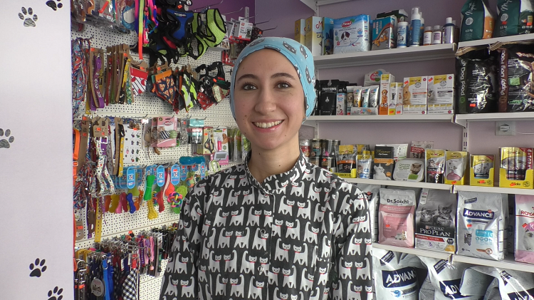 Esra Karabacak “Anestezi Olmadan Kedi ve Köpek Tıraşı Yapıyoruz”