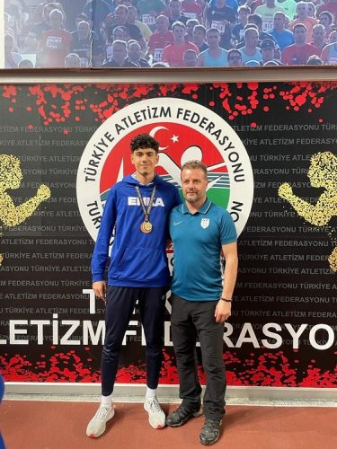 Kayserili atletler Türkiye Şampiyonasından madalyayla döndü