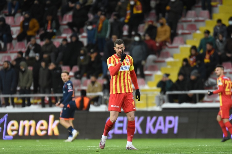 Kayserisporlu Uğur Demirok’a 3 maç ceza