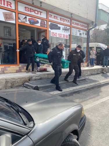 İş yerinde ölü bulundu