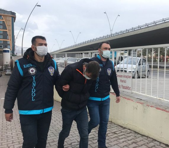 Telefon kap-kaççısı yakalandı