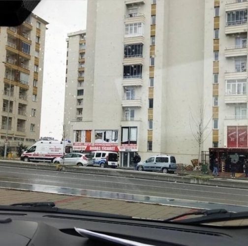 46 yaşındaki kadın balkondan düştü