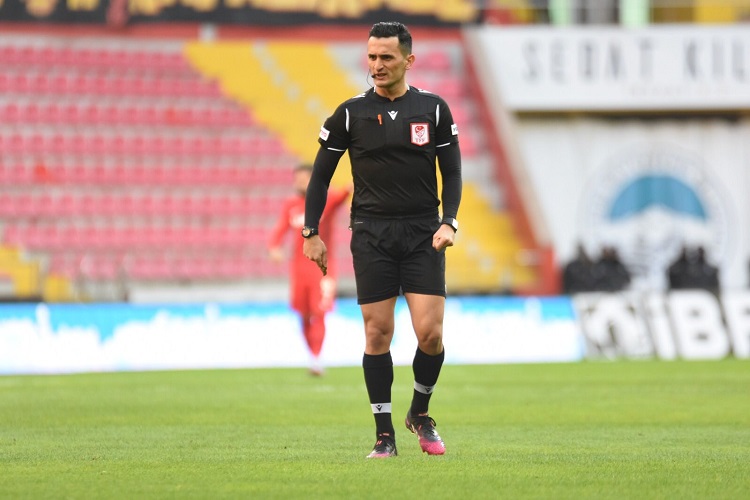 Giresunspor – Kayserispor maçını Erkan Özdamar yönetecek