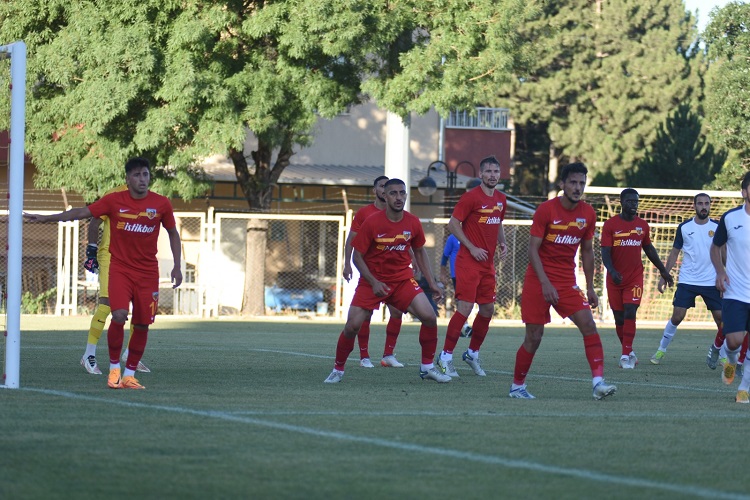 Kayserispor ile Ankaragücü hazırlık maçında yenişemedi  : 2-2