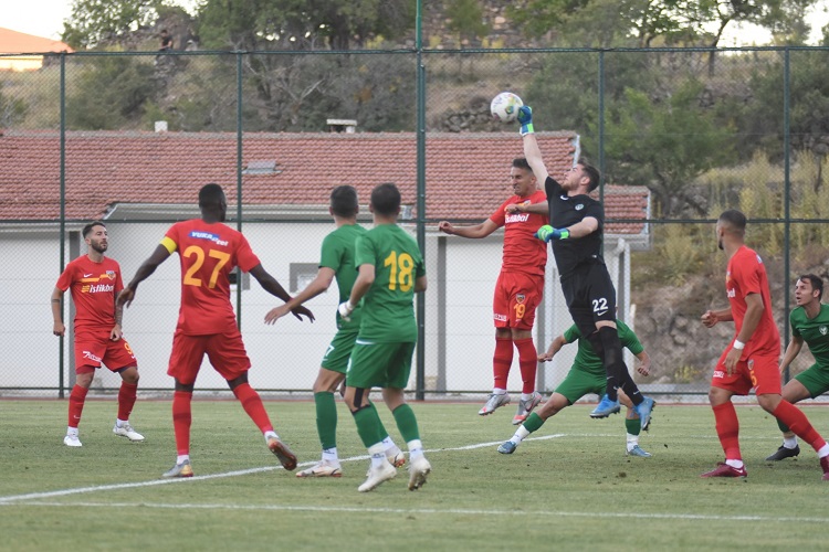 Kayserispor hazırlık maçında Amed SF’e yenildi