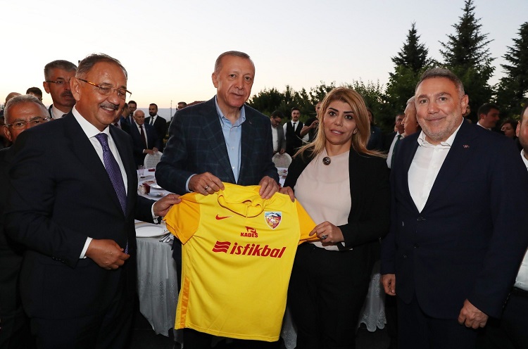Cumhurbaşkanı istedi, Erciyes Anadolu Holding personeline yüzde 30 zam yapıldı