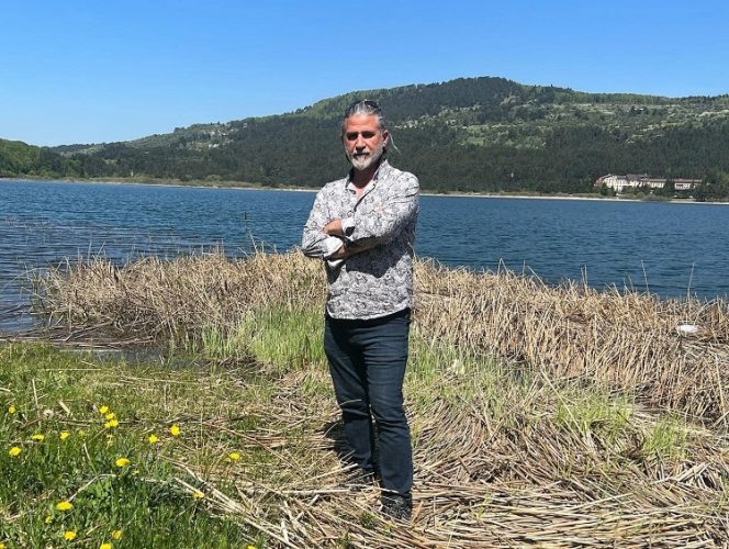 Gazeteci Azim Deniz kaza geçirdi