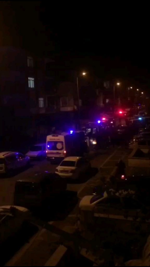 İhbara giden polis ekiplerine saldırı: 3 polis 1 bekçi yaralandı