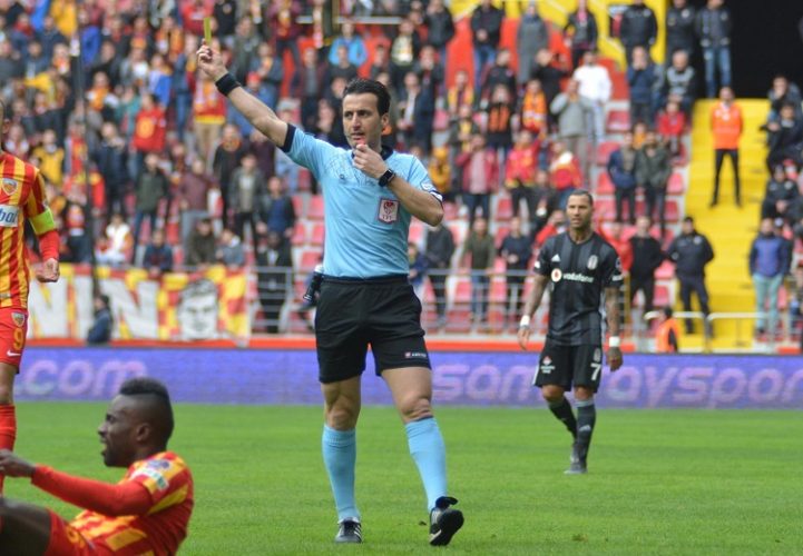 Kayserispor – Fatih Karagümrük maçını Suat Arslanboğa yönetecek