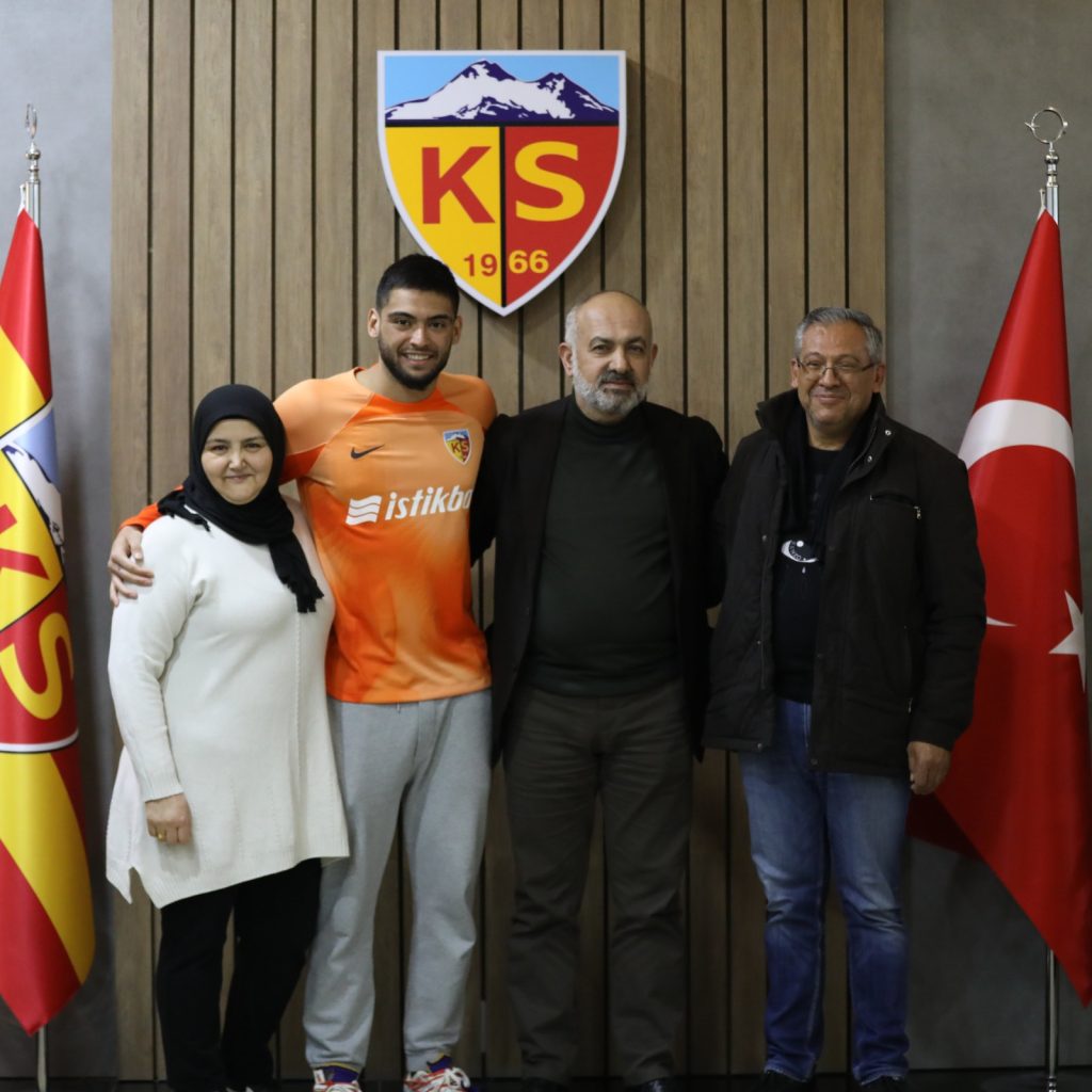 Kayserispor’da Bilal Bayazit’in sözleşmesi 3 sene uzatıldı