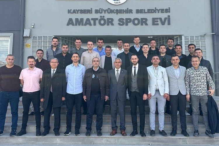 Futbol hakem ve gözlemcileri bayramlaşma etkinliğinde buluştu