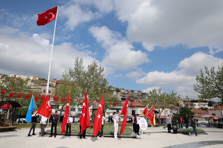 19 MAYIS HACILAR’DA COŞKUYLA KUTLANDI