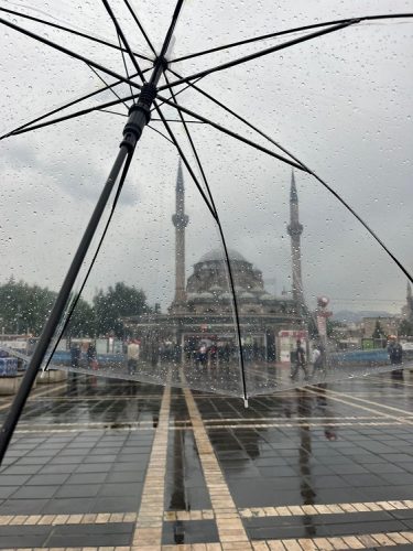 Meteorolojiden Kayseri ve çevre iller için kuvvetli sağanak uyarısı
