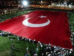 3 bin metre karelik Dünyanın en büyük Türk Bayrağı Kayseri’de açıldı
