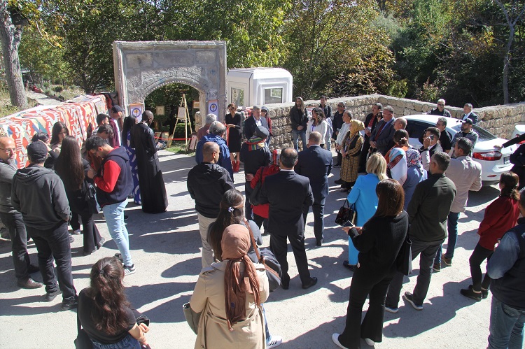 Bünyan’da Uluslararası Halı, Kilim ve Güzel Sanatlar Sergisi gerçekleştirildi