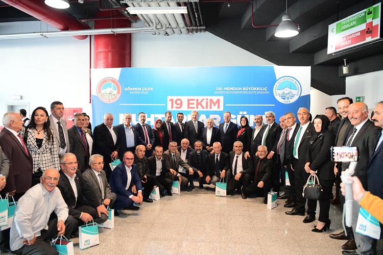 Bakan Özhaseki muhtarlara seslendi :  “Bulunduğunuz yerin kıymetini bilin”