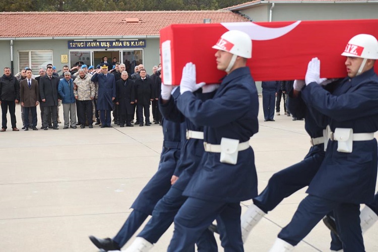 YOZGATLI ŞEHİT KAYSERİ HAVALİMANI’NDA KARŞILANDI