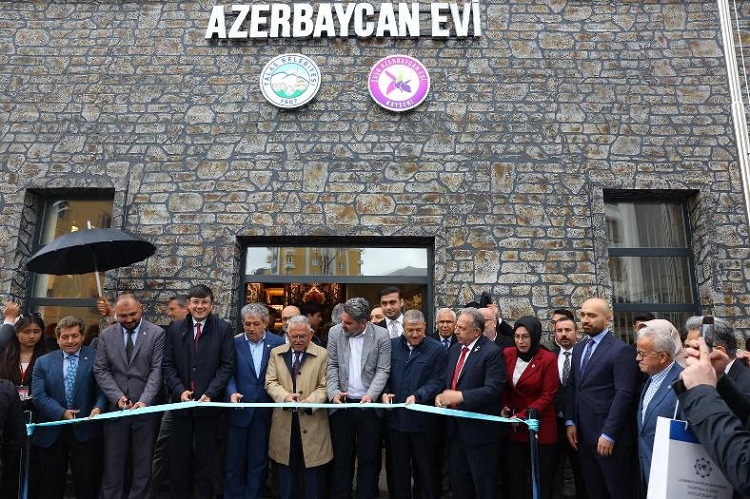 Şuşa Azebaycan Evi açılışı Talas’ta gerçekleştirildi