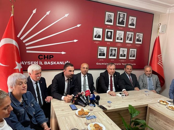 CHP Genel Başkan Yardımcısı Zeybek, “YSK emsali görülmemiş bir yanlış karara imza atmıştır”