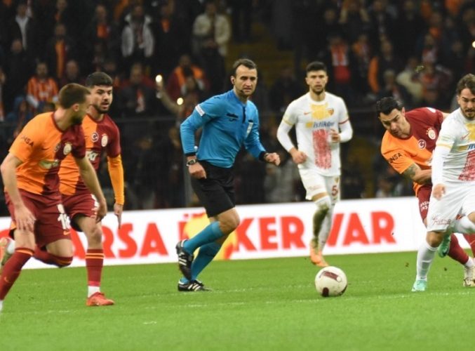 Kayserispor – Fatih Karagümrük maçını Atilla Karaoğlan yönetecek