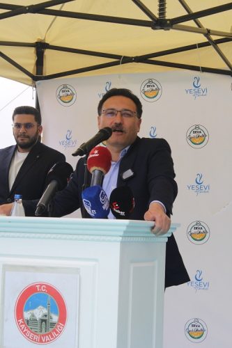 Vali Çiçek, “Kayseri’nin her yerinde Erva Spor Okulları olacak ve dalga dalga büyüyerek tüm Türkiye’ye yayılacak”