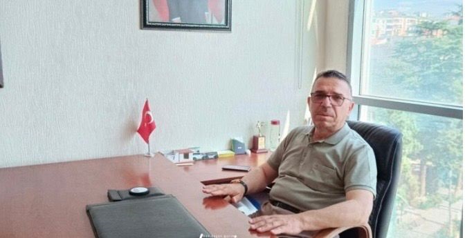 Cinayete, trafik kazası süsü verdiği iddia edilen sanıkların yargılanmasına başlandı