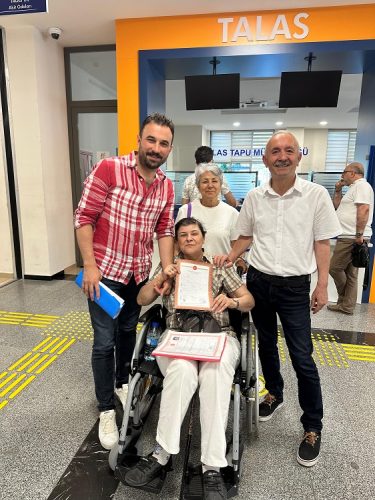 HAYIRSEVER ŞERİFE ÇAĞLAYAN EVİNİ ÇYDD’YE BAĞIŞLADI