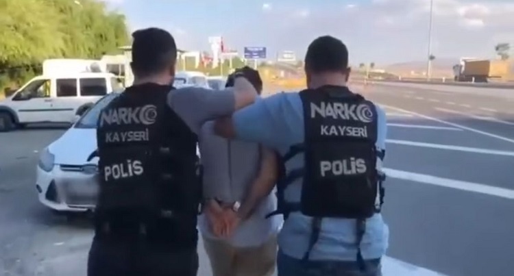10 kilogram uyuşturucu maddenin şehre girişi engellendi