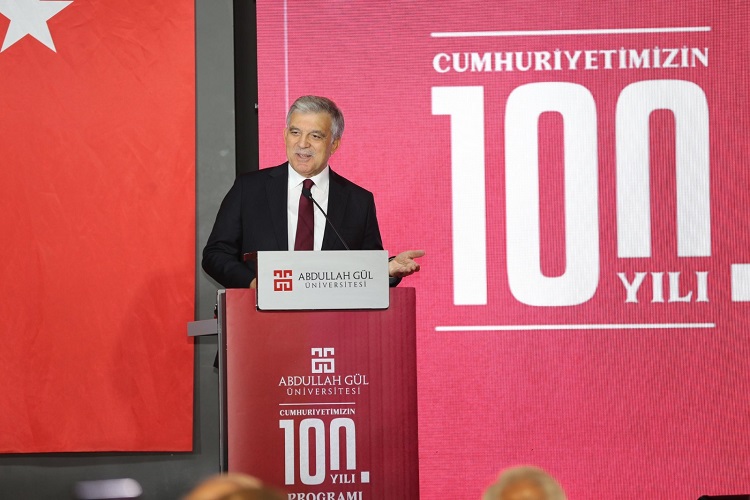 11’nci Cumhurbaşkanı Abdullah Gül: “İnsanın eğitimi, beşikten mezara kadar sürer”