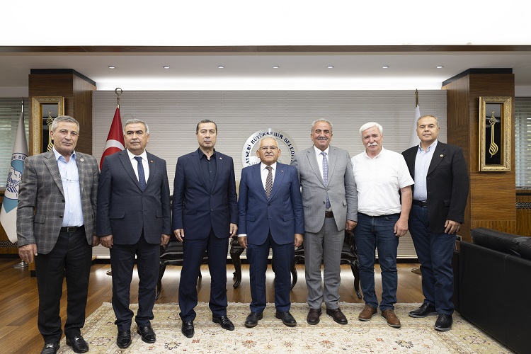 BÜYÜKKILIÇ CHP’Lİ BAŞKANLARLA  YATIRIM VE DEĞERLENDİRME TOPLANTISI YAPTI