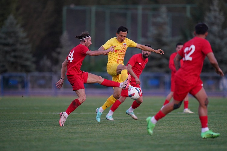 Kayserispor hazırlık maçında Vanspor’u mağlup etti