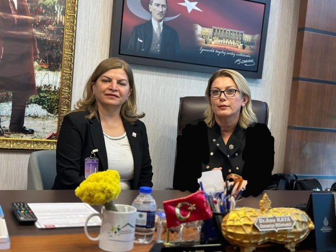 CHP KADIN KOLLARI : SOKAKLARDA HUZUR İSTİYORUZ