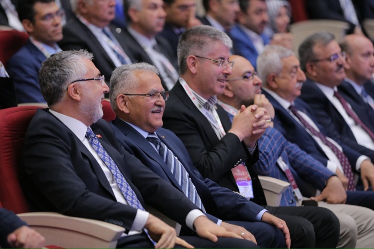 BAKAN IŞIKHAN KAYSERİ’DE İNCELEMELERDE BULUNDU